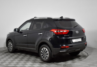 Подержанный автомобиль Hyundai Creta 2019 года (7 фото)