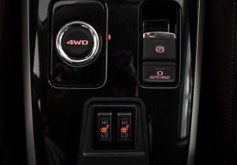 Подержанный автомобиль Mitsubishi Outlander 2019 года (16 фото)