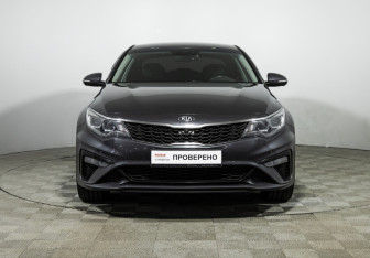 Подержанный автомобиль Kia Optima Sedan 2019 года (2 фото)