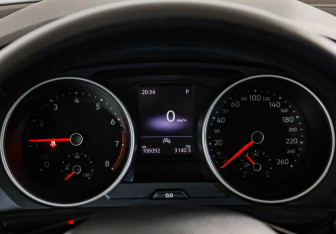 Подержанный автомобиль Volkswagen Tiguan 2020 года (11 фото)