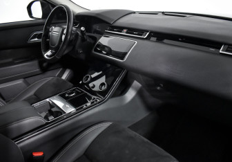 Подержанный автомобиль Land Rover Range Rover Velar 2017 года (13 фото)