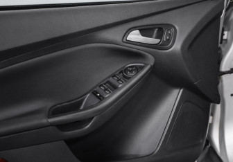 Подержанный автомобиль Ford Focus Wagon 2017 года (18 фото)