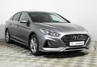 Подержанный автомобиль Hyundai Sonata 2017 года (3 фото)