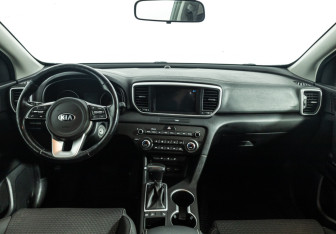 Подержанный автомобиль Kia Sportage 2020 года (13 фото)