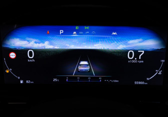 Подержанный автомобиль Kia Carnival 2021 года (38 фото)