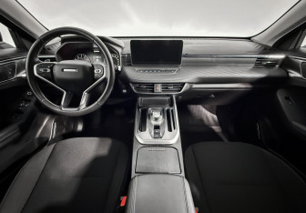 Подержанный автомобиль Haval Jolion 2023 года (15 фото)