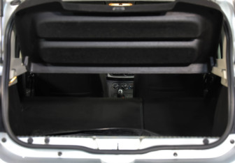 Подержанный автомобиль Renault Sandero 2020 года (24 фото)