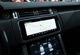 Подержанный автомобиль Land Rover Range Rover 2021 года (27 фото)