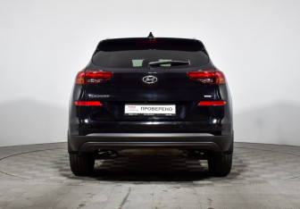 Подержанный автомобиль Hyundai Tucson 2020 года (6 фото)