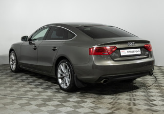Подержанный автомобиль Audi A5 Liftback 2015 года (7 фото)