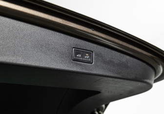 Подержанный автомобиль Volkswagen Tiguan 2017 года (21 фото)