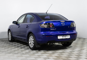 Подержанный автомобиль Mazda 3 Sedan 2008 года (7 фото)