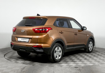 Подержанный автомобиль Hyundai Creta 2017 года (5 фото)