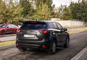 Подержанный автомобиль Mazda CX-5 2012 года (6 фото)