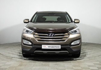 Подержанный автомобиль Hyundai Santa Fe 2013 года (2 фото)