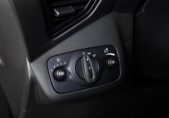 Подержанный автомобиль Ford Kuga 2012 года (17 фото)