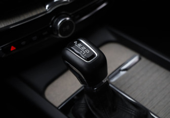 Подержанный автомобиль Volvo XC60 2018 года (13 фото)