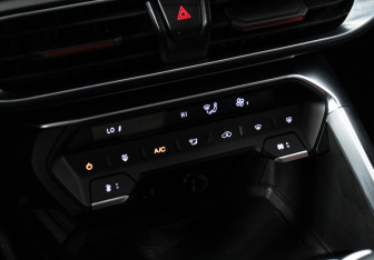 Подержанный автомобиль Kaiyi E5 2023 года (18 фото)