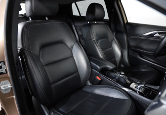 Подержанный автомобиль Infiniti QX30 2017 года (23 фото)