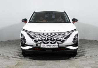 Подержанный автомобиль Omoda C5 2022 года (2 фото)