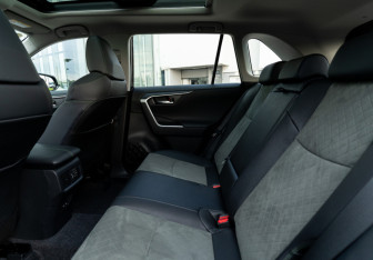 Новый Toyota RAV4 2025 (31 фото)