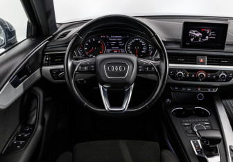 Подержанный автомобиль Audi A4 allroad 2016 года (13 фото)