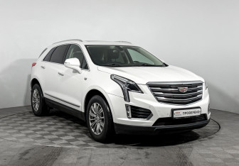 Подержанный автомобиль Cadillac XT5 2017 года (3 фото)