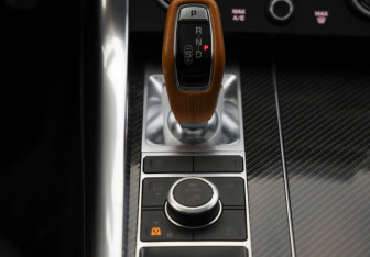 Подержанный автомобиль Land Rover Range Rover Sport 2019 года (21 фото)