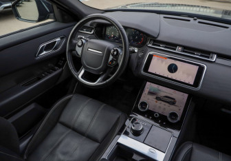 Подержанный автомобиль Land Rover Range Rover Velar 2017 года (11 фото)