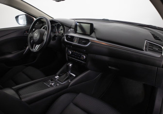 Подержанный автомобиль Mazda 6 Sedan 2016 года (19 фото)