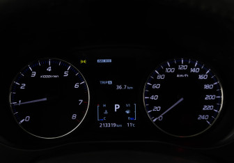 Подержанный автомобиль Mitsubishi Outlander 2016 года (20 фото)