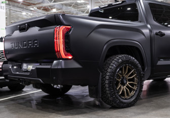 Подержанный автомобиль Toyota Tundra 2022 года (9 фото)