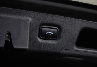 Подержанный автомобиль Hyundai Santa Fe 2021 года (35 фото)