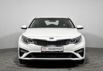 Подержанный автомобиль Kia Optima Sedan 2019 года (2 фото)