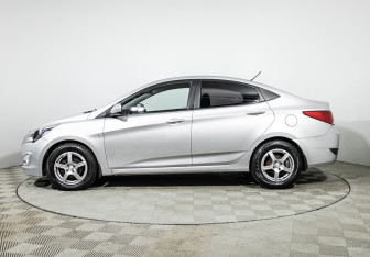 Подержанный автомобиль Hyundai Solaris Sedan 2016 года (8 фото)