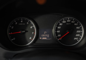 Подержанный автомобиль Mitsubishi Outlander 2013 года (12 фото)