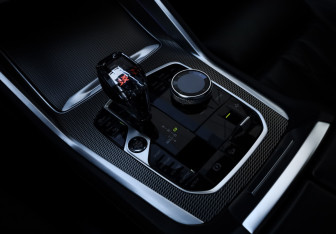 Подержанный автомобиль BMW X6 2021 года (22 фото)