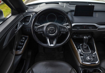 Подержанный автомобиль Mazda CX-9 2021 года (12 фото)
