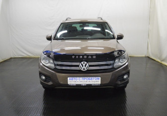 Подержанный автомобиль Volkswagen Tiguan 2014 года (2 фото)