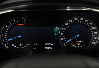 Подержанный автомобиль Ford Mondeo Sedan 2016 года (12 фото)