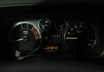 Подержанный автомобиль Hummer H3 Suv 2009 года (12 фото)