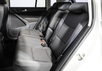 Подержанный автомобиль Volkswagen Tiguan 2013 года (10 фото)