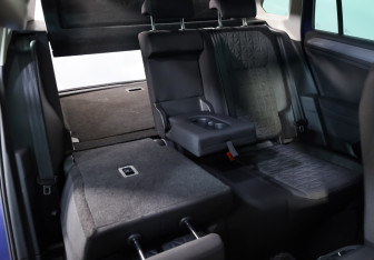 Подержанный автомобиль Volkswagen Tiguan 2021 года (21 фото)