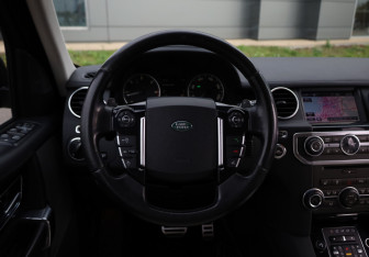 Подержанный автомобиль Land Rover Discovery 2012 года (12 фото)
