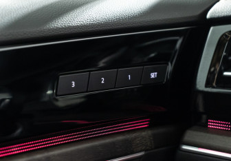 Подержанный автомобиль Volkswagen Touareg 2019 года (21 фото)