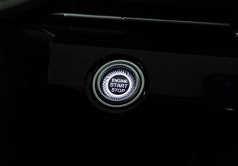 Подержанный автомобиль Omoda C5 2023 года (24 фото)