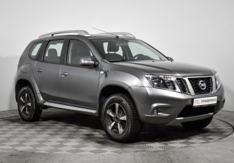 Подержанный автомобиль Nissan Terrano 2019 года (3 фото)