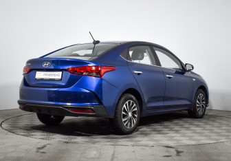 Подержанный автомобиль Hyundai Solaris Sedan 2022 года (5 фото)