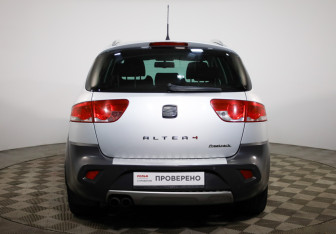 Подержанный автомобиль SEAT Altea 2012 года (6 фото)