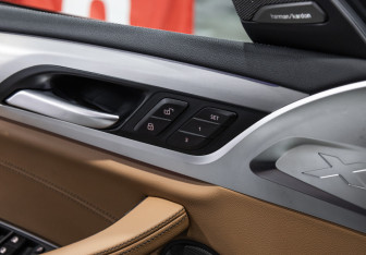 Подержанный автомобиль BMW X4 2020 года (36 фото)